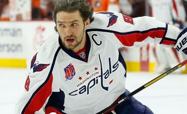 Александр Овечкин набрал 1000 очков в НХЛ. 