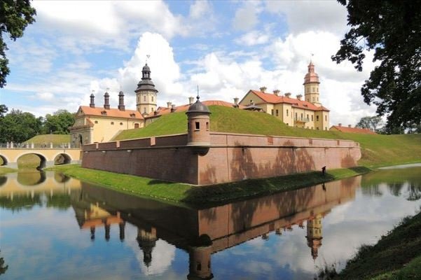 Несвижский замок в Беларуси.
