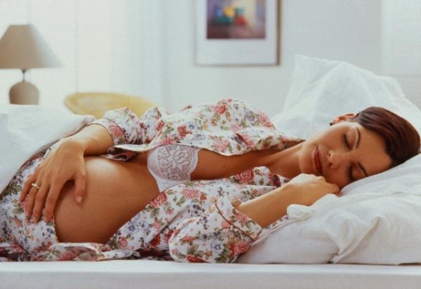 Можно ли беременным.. 9 мифов о беременности и родах.