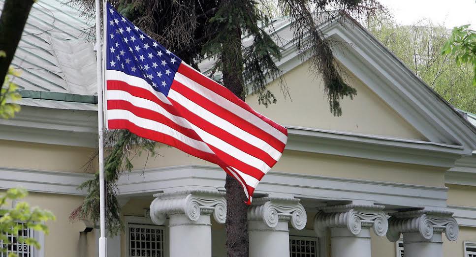 США и Беларусь обсудят возвращение послов обеих стран.
