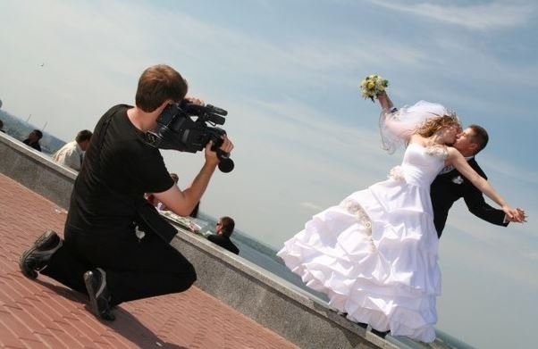 Как сделать свадебную видеосъёмку недорого?