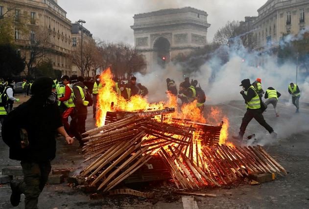 протесты во Франции 2018