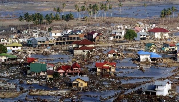 Из-за цунами в Индонезии погибли 168 человек