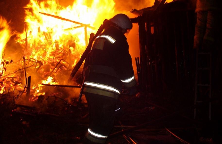 В Ганцевичском районе на пожаре собственного дома погиб мужчина
