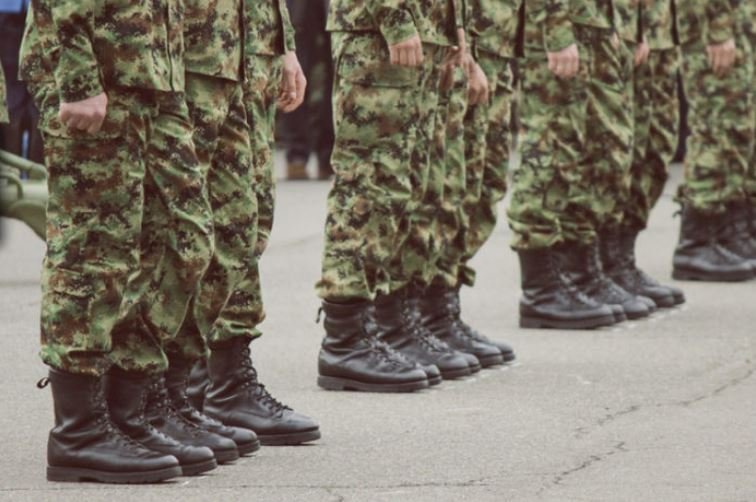 Отслужившим в армии могут снизить оплату на обучение