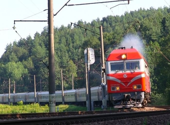 Губернатор Курской области назвал диверсией обрушение железнодорожного моста