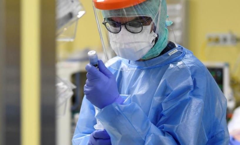 Доказана эффективность лекарства от Эболы в борьбе с коронавирусом