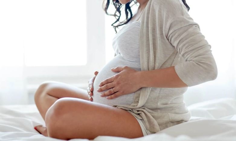 Эксперты: беременные женщины чаще болеют коронавирусом COVID-19