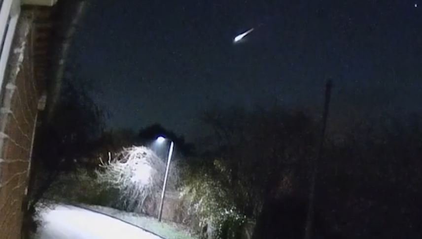 Яркий метеор осветил небо над Великобританией 28 февраля