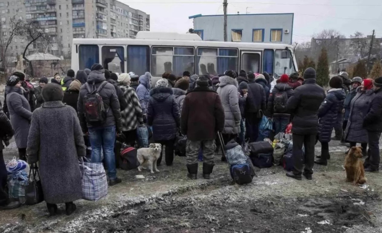 Власти Украины отказались от открытия гумкоридоров с выходом в Россию 