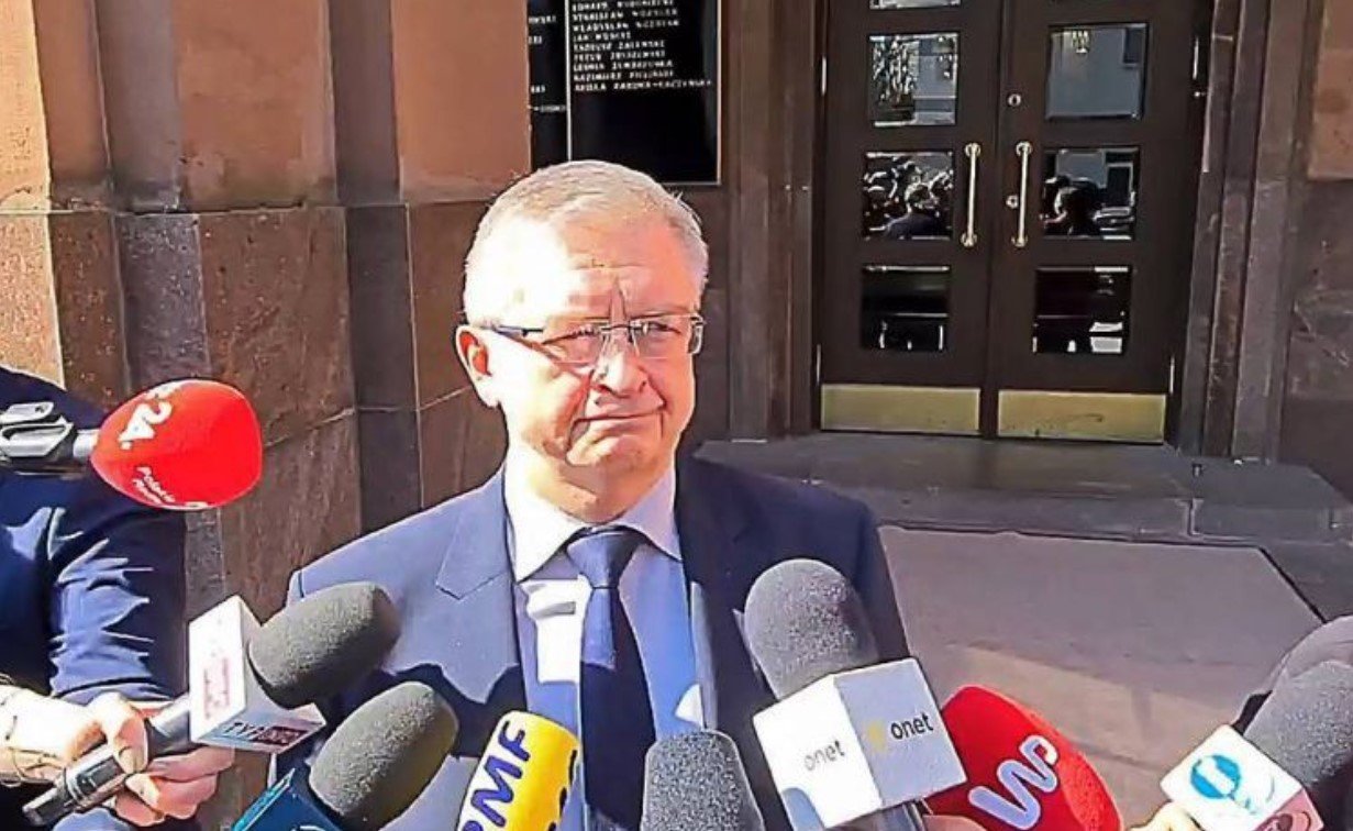 Польская прокуратура возбудила уголовное дуло по факту нападения на российского посла