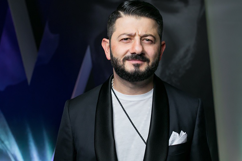 Российский шоумен Михаил Галустян получил армянское гражданство