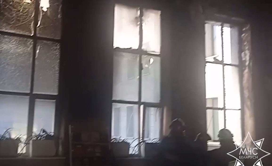 В корпусе университета «МИТСО» в Минске произошел пожар