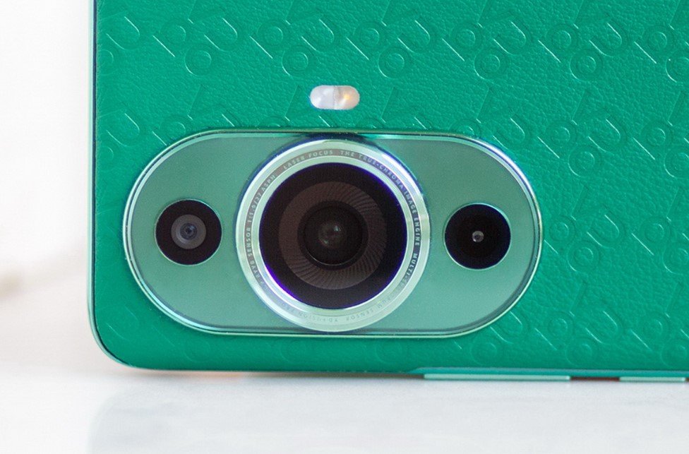 Двойная селфи-камера, стекло Kunlun и зарядка за 20 минут. Тест смартфона Huawei nova 11 Pro