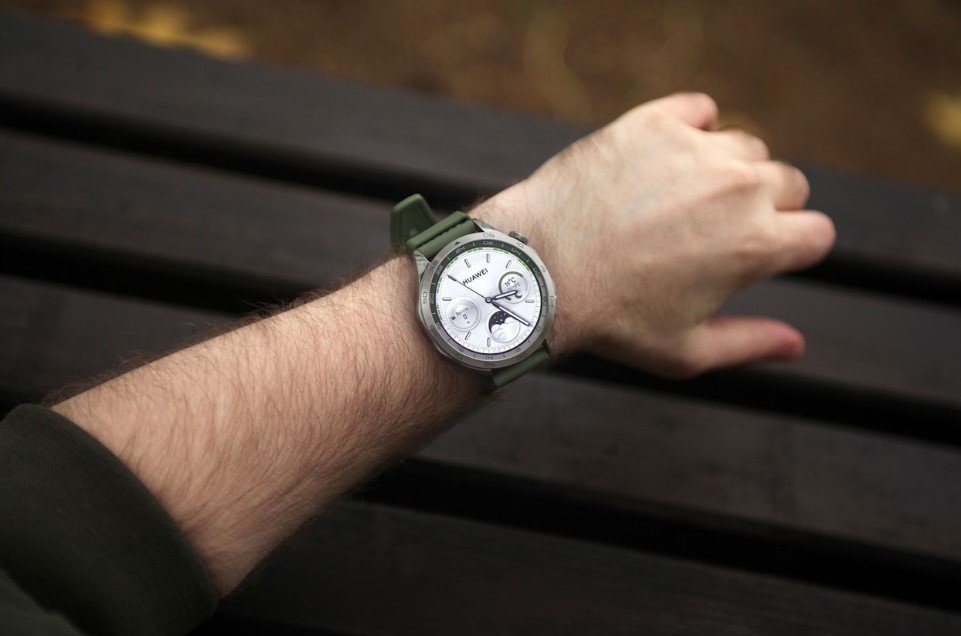 Смарт-часы на все случаи жизни: обзор Huawei Watch GT 4