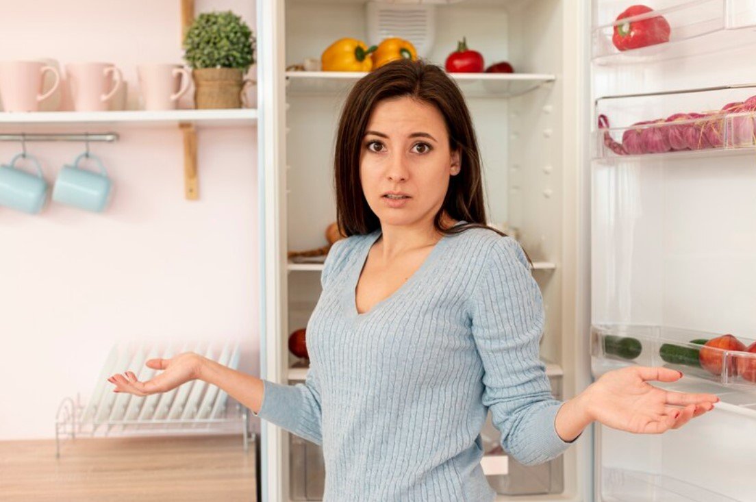 Их нельзя хранить в холодильнике: 12 продуктов, которые в холоде испортятся быстрее