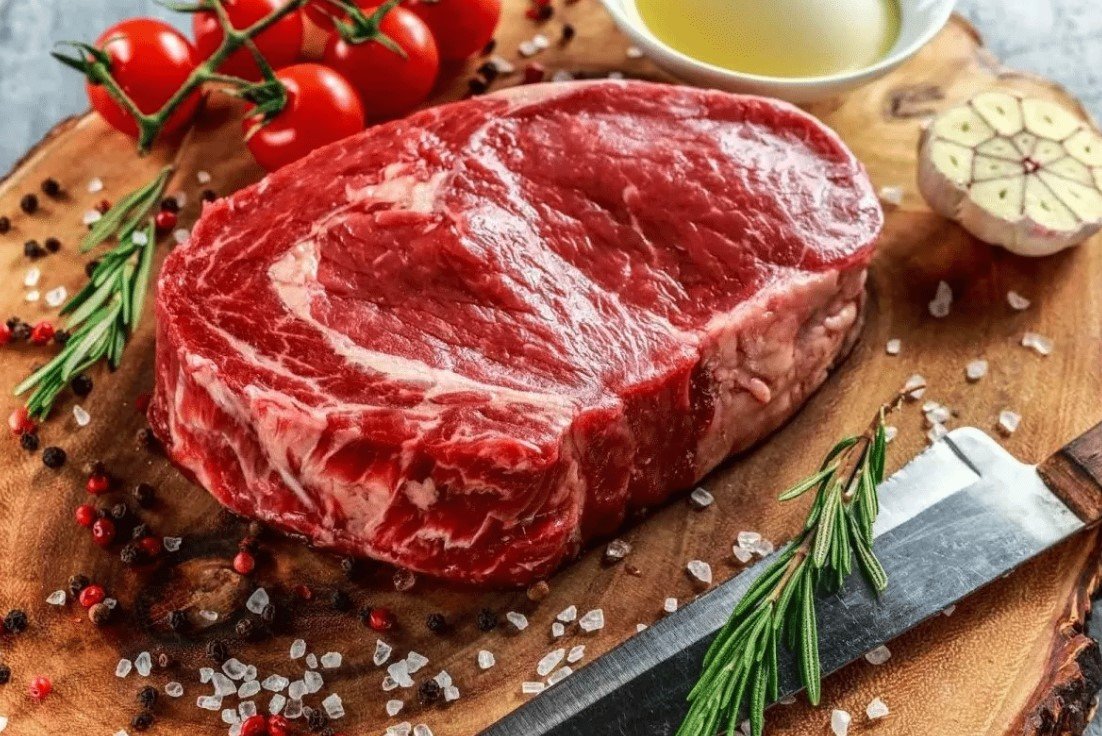 Мясо будет сочным и мягким: избегайте 4 ошибок при приготовлении говядины