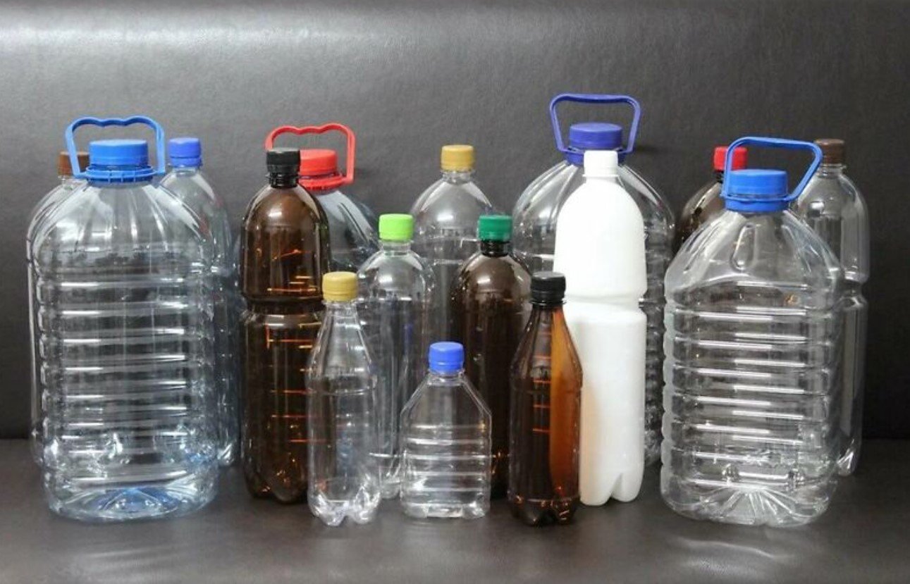 Не выбрасывайте пластиковые бутылки: 7 полезных способов использования в быту