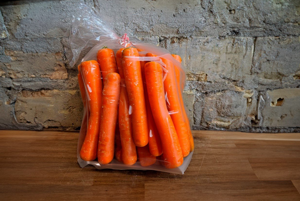 Морковь пролежит целых 6 месяцев: запомните этот секрет хранения овощей