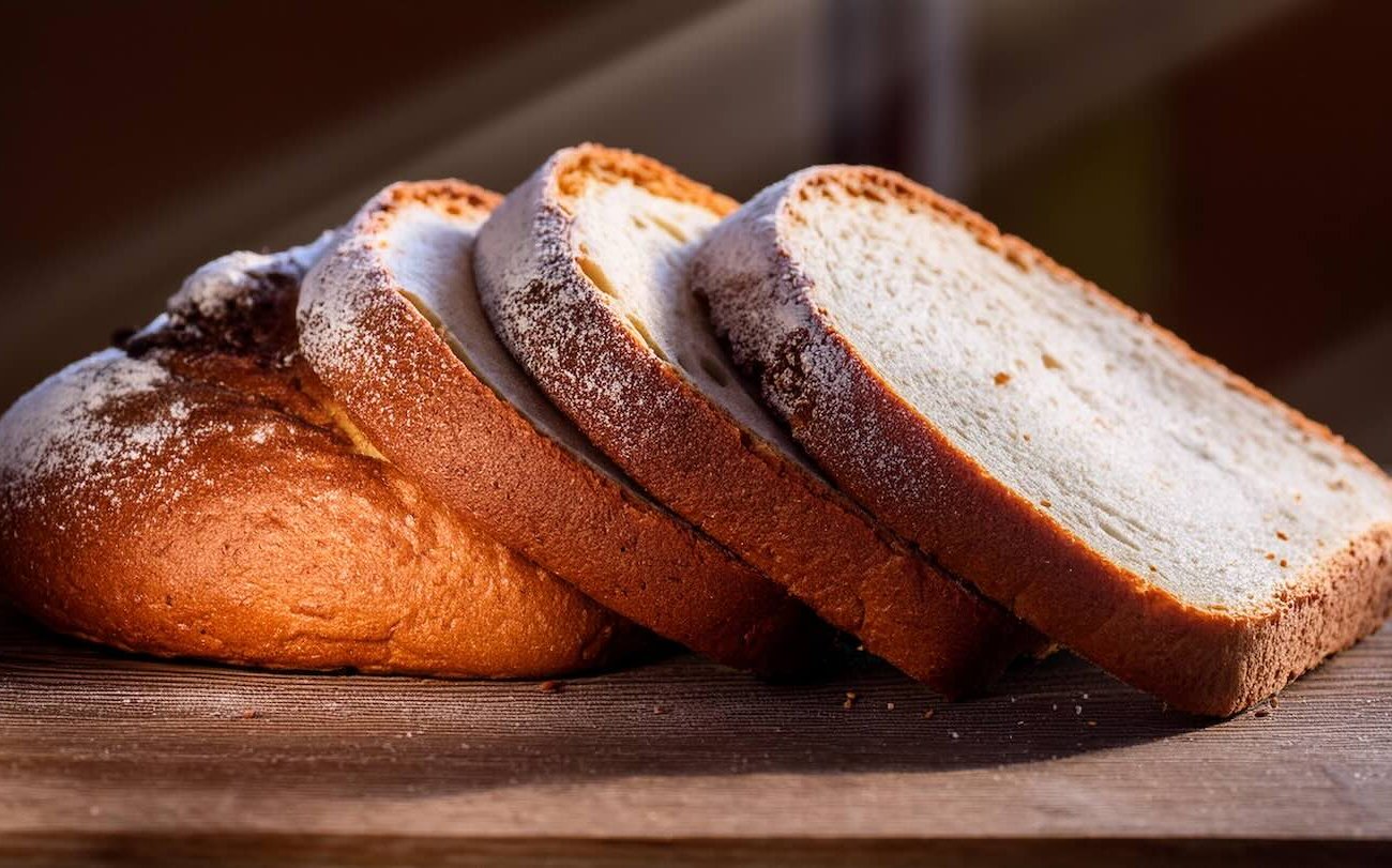 Зачем опытные хозяйки замораживают хлеб: запомните эти полезные кулинарные хитрости