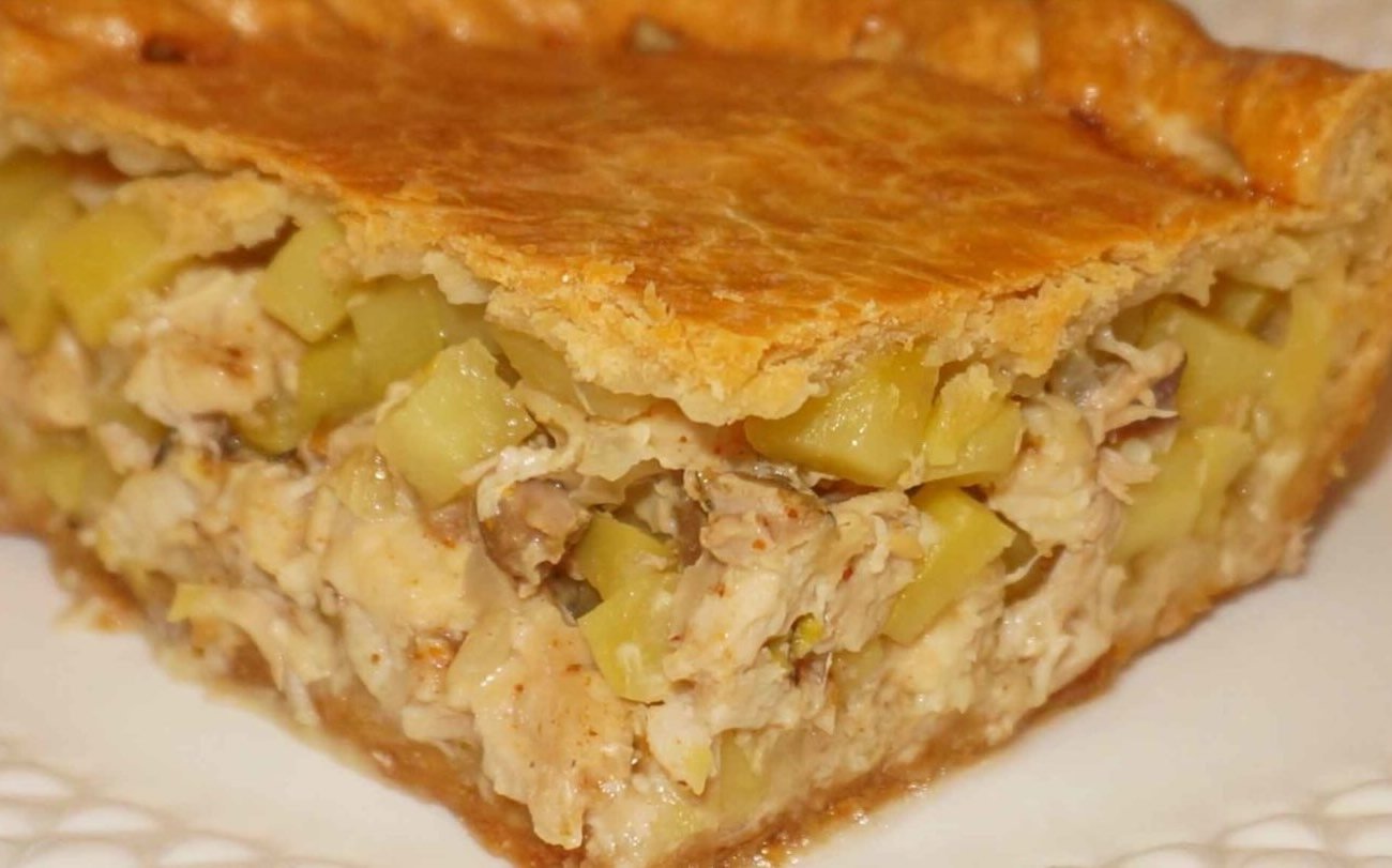 Готовим сытный курник с хрустящим тестом и вкусной начинкой: не просто пирог, а кулинарный шедевр