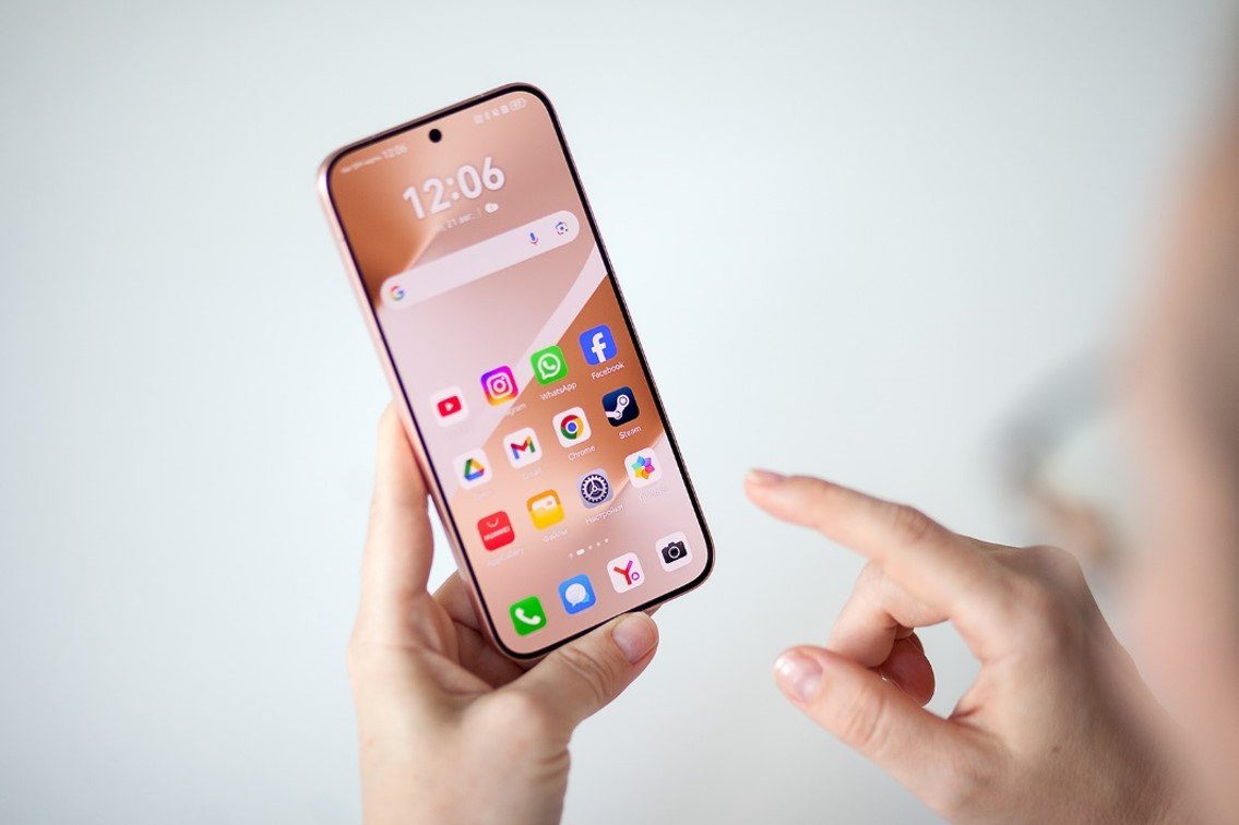 Смартфон Huawei Pura 80: стильный матовый корпус и реалистичные цвета в каждом кадре