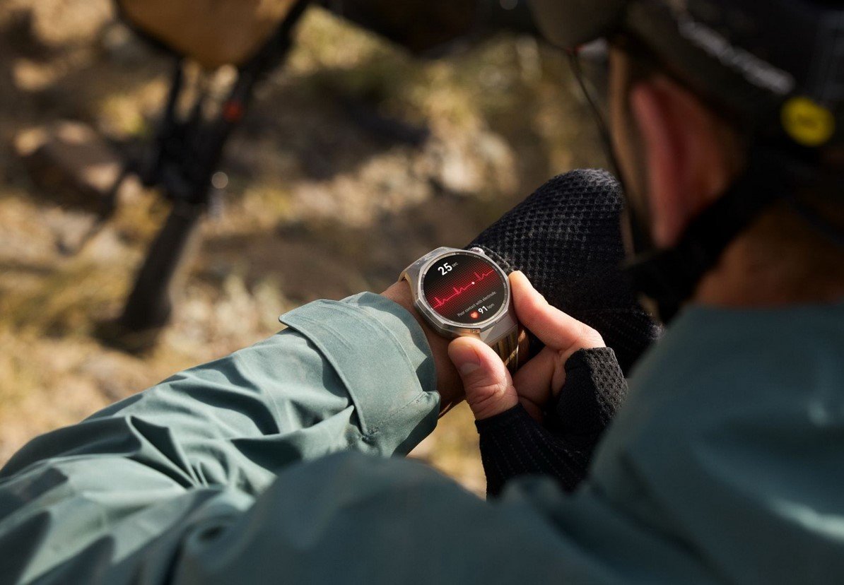 В Беларуси появились смарт-часы Huawei Watch GT 6 с продвинутыми велотренировками и автономностью до 21 дня