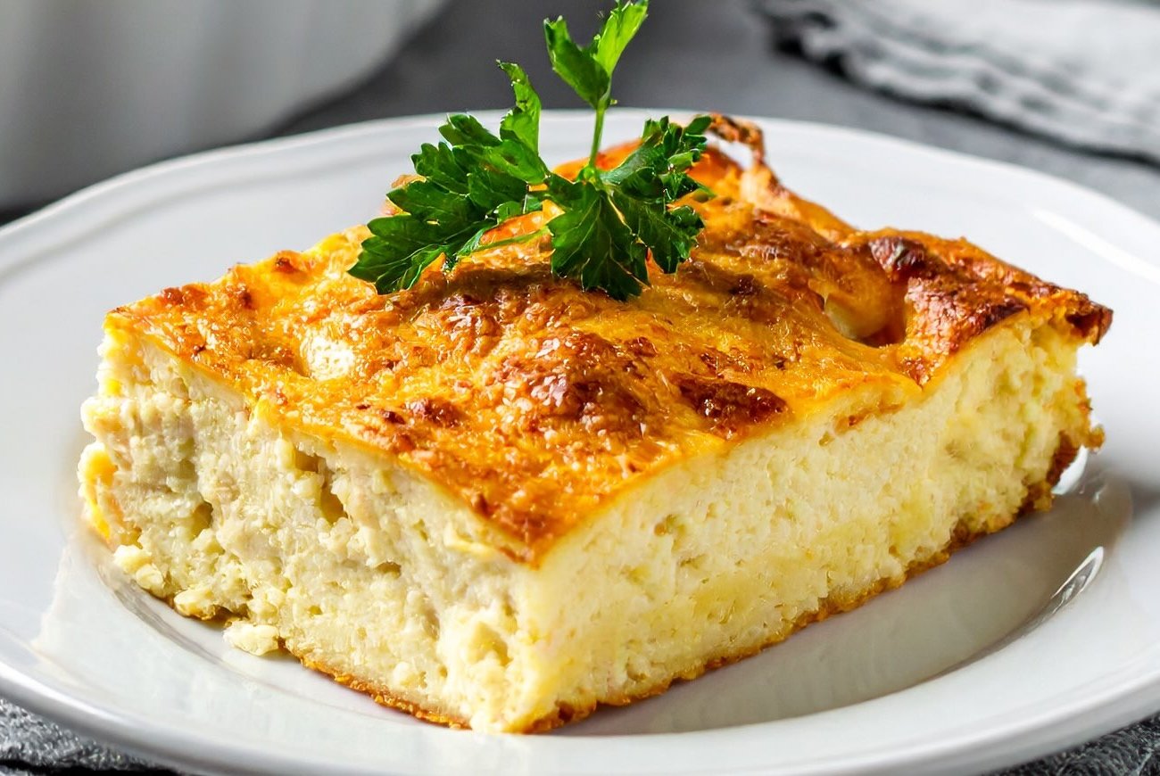 Как испечь идеальную творожную запеканку без муки и манки: простой способ сделать её пышной и нежной