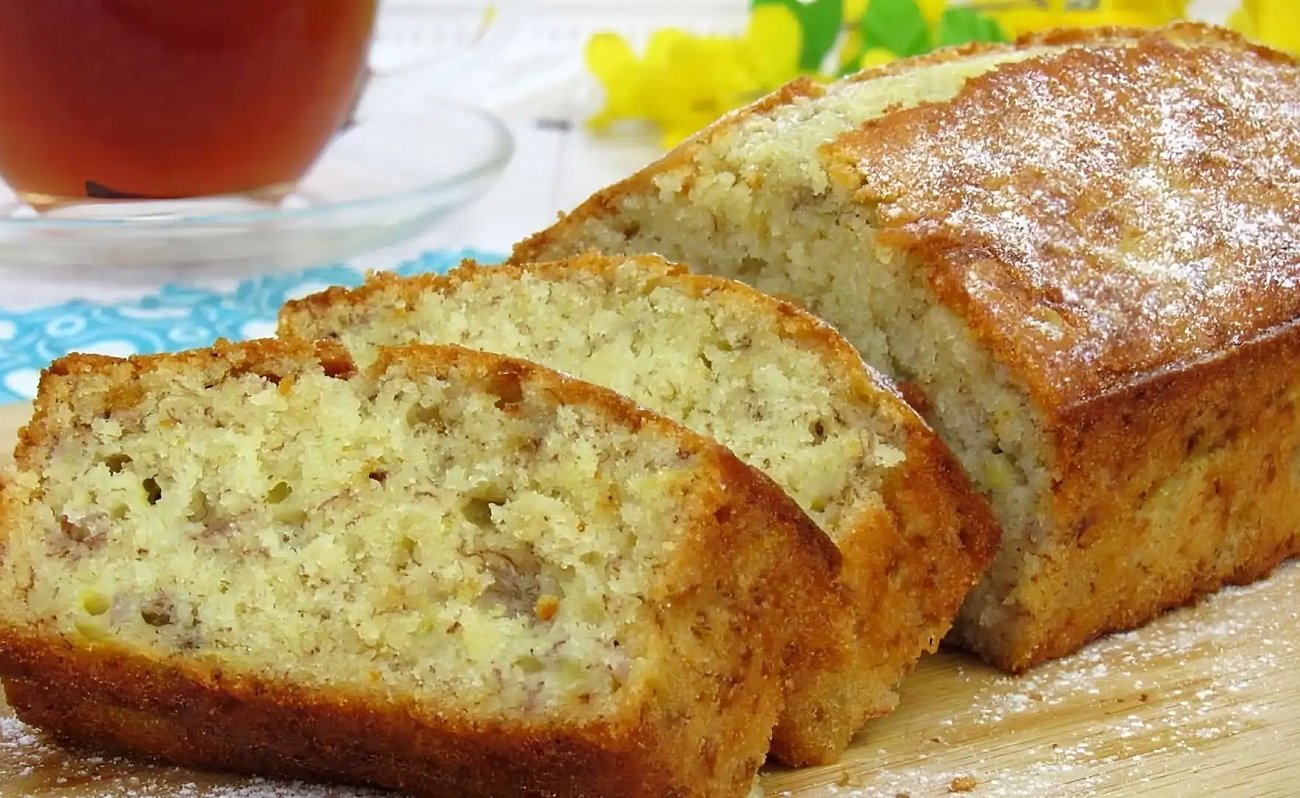 Готовлю банановый кекс по этому рецепту и гости всегда просят добавки: простой рецепт удивительно вкусной выпечки