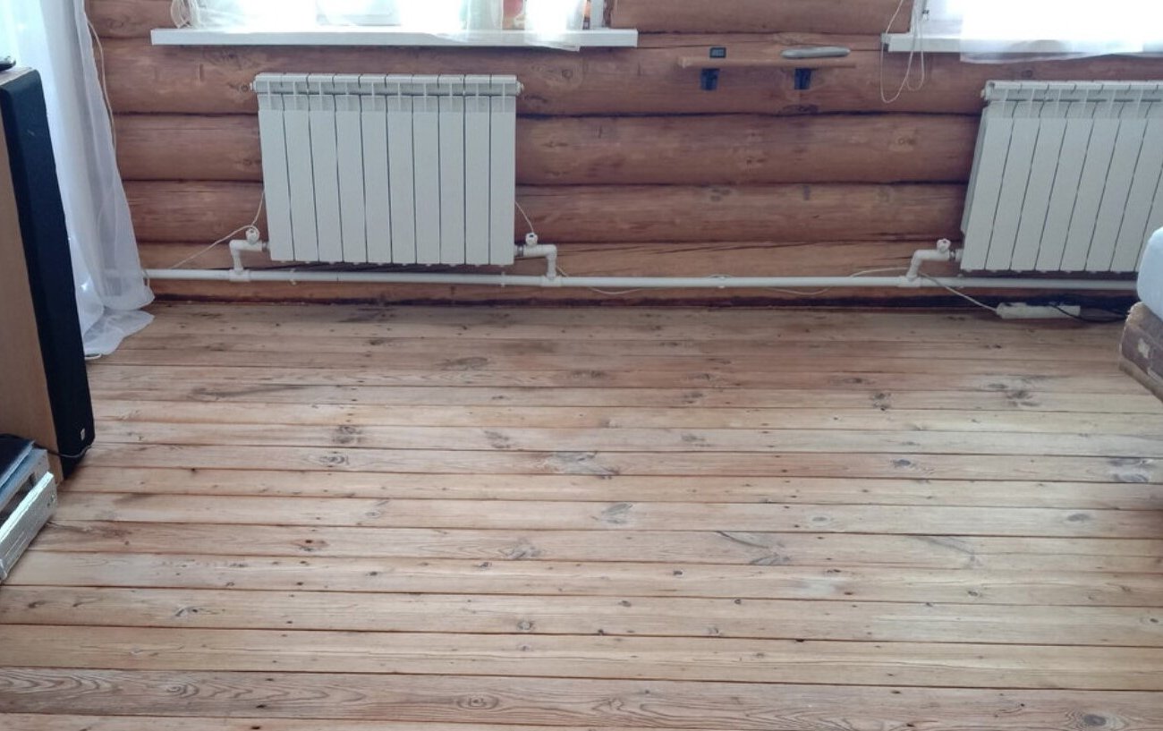 Пол больше не будет скрипеть: рассказываем, как решить проблему за 10 минут