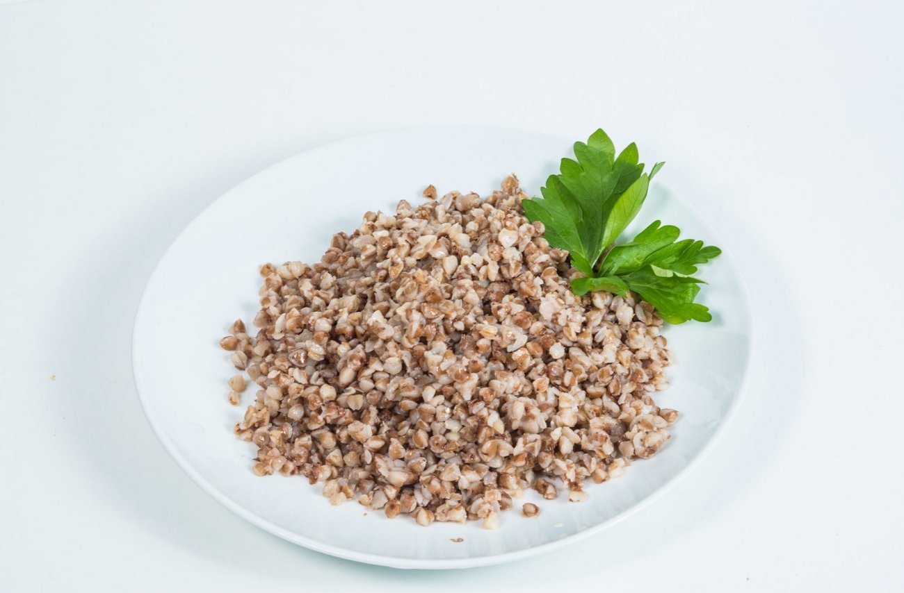 Гречка будет рассыпчатой и ароматной: запомните секреты приготовления блюда