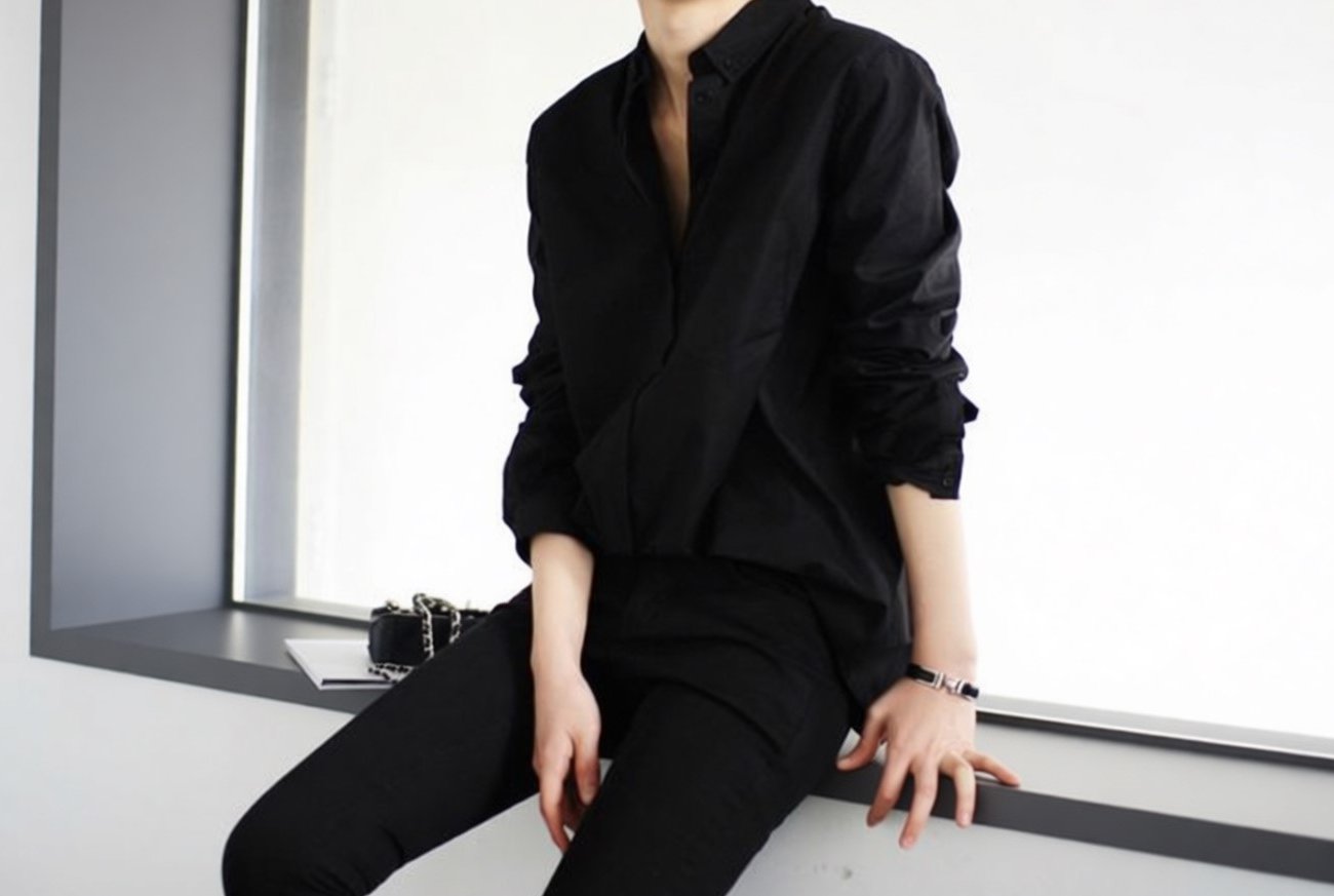 Черная одежда вернет яркий оттенок: вымачивание в этом напитке работает лучше покупных средств