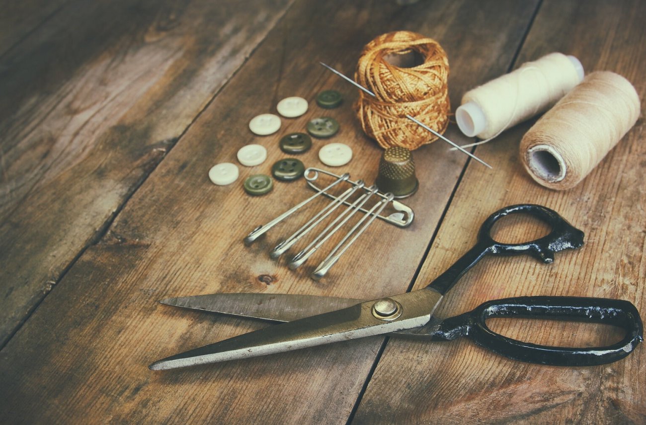Иголка снова прокалывает ткань как новая: запомните простые способы заточки в домашних условиях