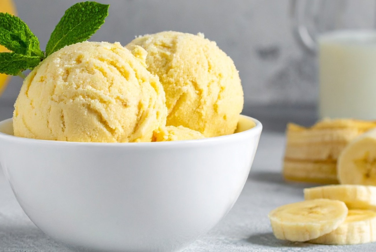 Десерты будут сладкими и без сахара: вот чем можно заменить калорийный продукт