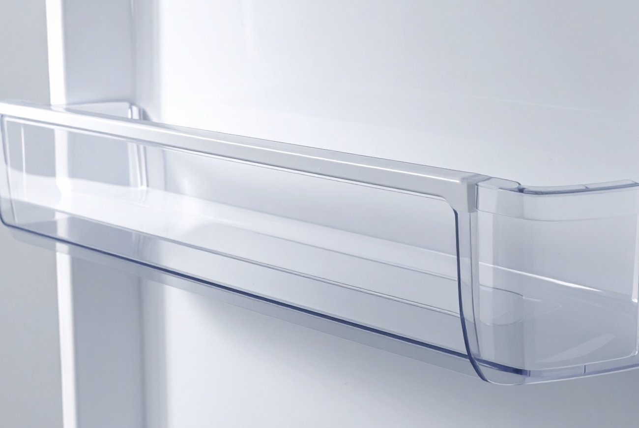 Холодильник засияет белизной снаружи и внутри: простой способ очистить пластик от желтизны