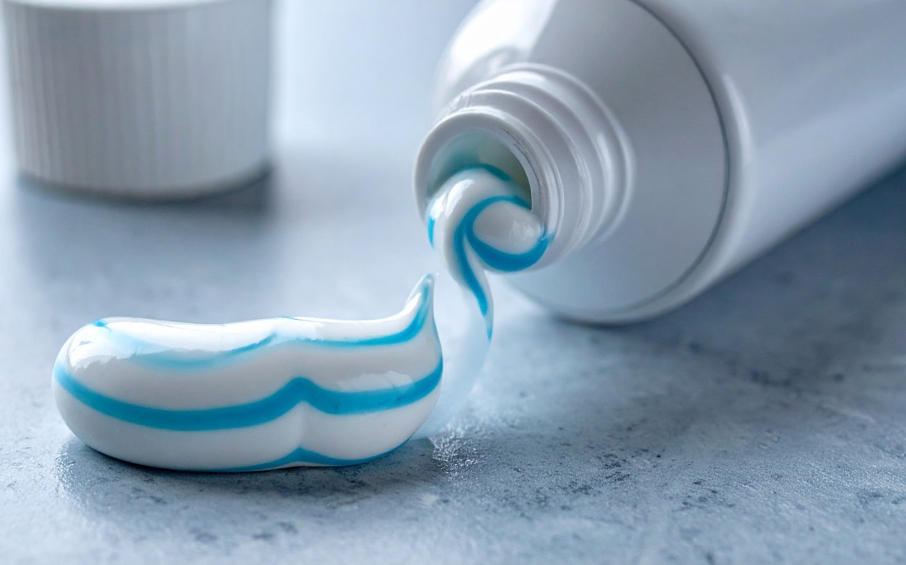 Зубная паста, уксус и лимон творят чудеса в доме: неожиданное применение простых ингредиентов