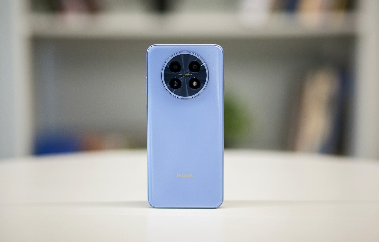 В Беларуси стартовали продажи смартфона Huawei nova 14i с батареей 7000 мАч и 6,95-дюймовым экраном