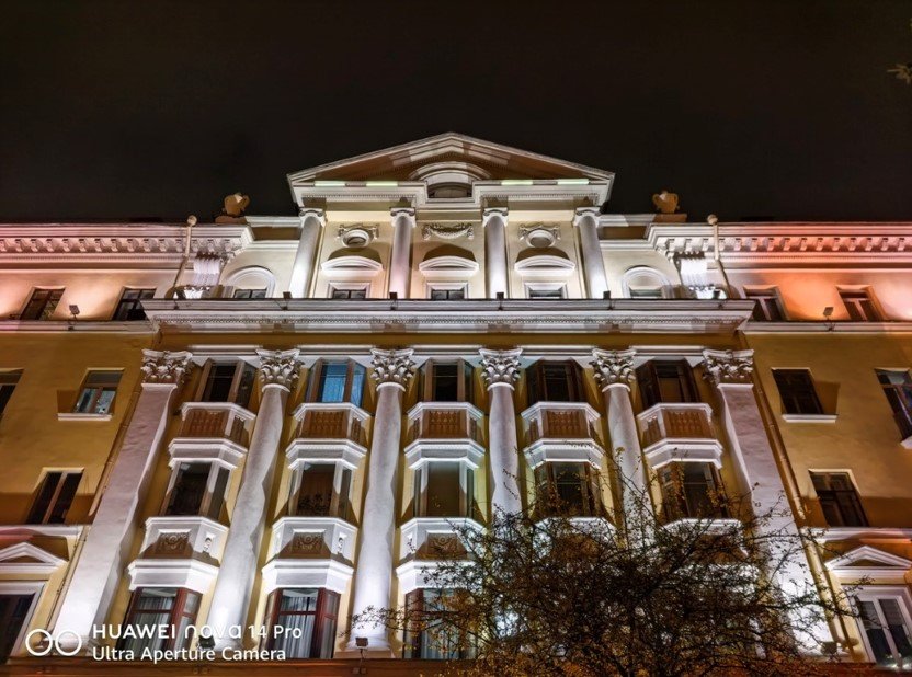 Обзор смартфона Huawei nova 14 Pro: стильный дизайн и камера флагманского уровня