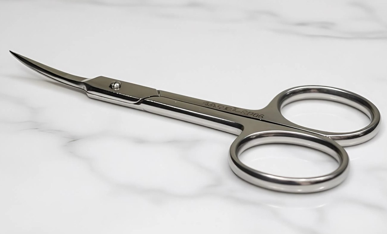 Как заточить маникюрные ножницы за 10 минут: 7 шагов без лишних затрат и обращения к мастеру