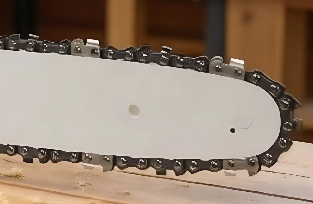 Цепь бензопилы станет острой как бритва за 5 минут: инструкция по заточке без затрат и помощи специалиста