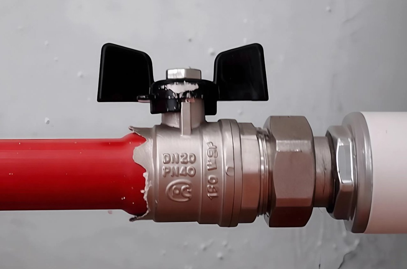 Шаровой кран никогда не заклинит: проделайте этот простой трюк и проблема не возникнет