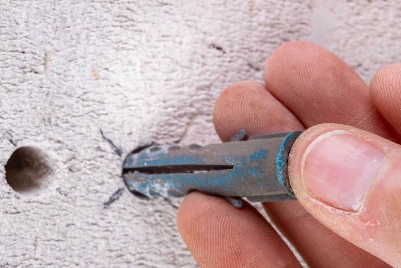 Крепление будет держаться годами даже в слабой стене: всем домашним мастерам на заметку Крепление будет держаться годами даже в слабой стене: всем домашним мастерам на заметку