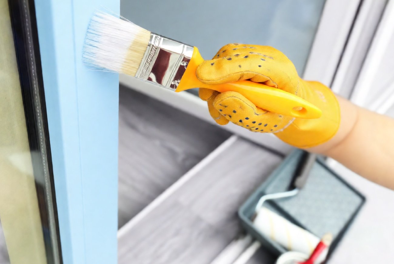 Можно ли покрасить пластиковые окна и что из этого выйдет: реальный опыт и советы