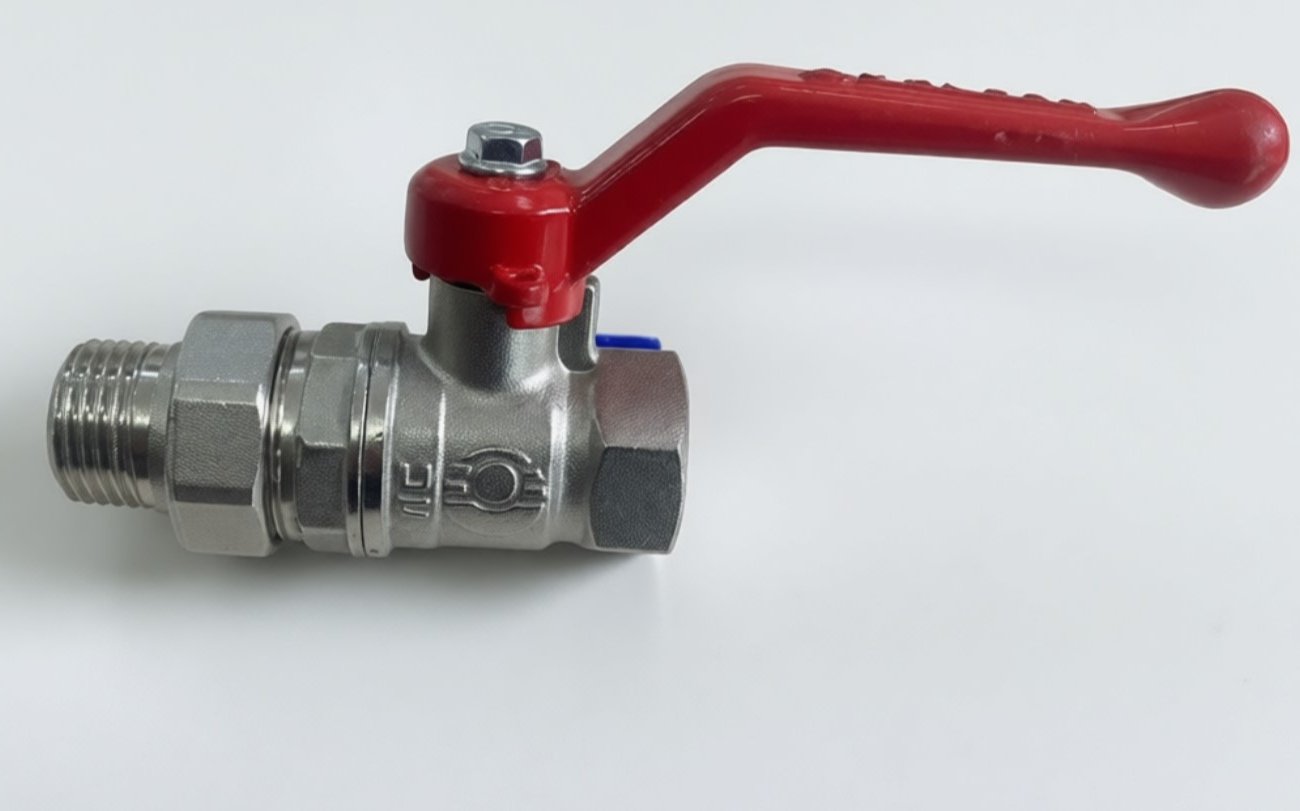 Шаровые краны служат десятилетиями без поломок: простая манипуляция продлит срок работы