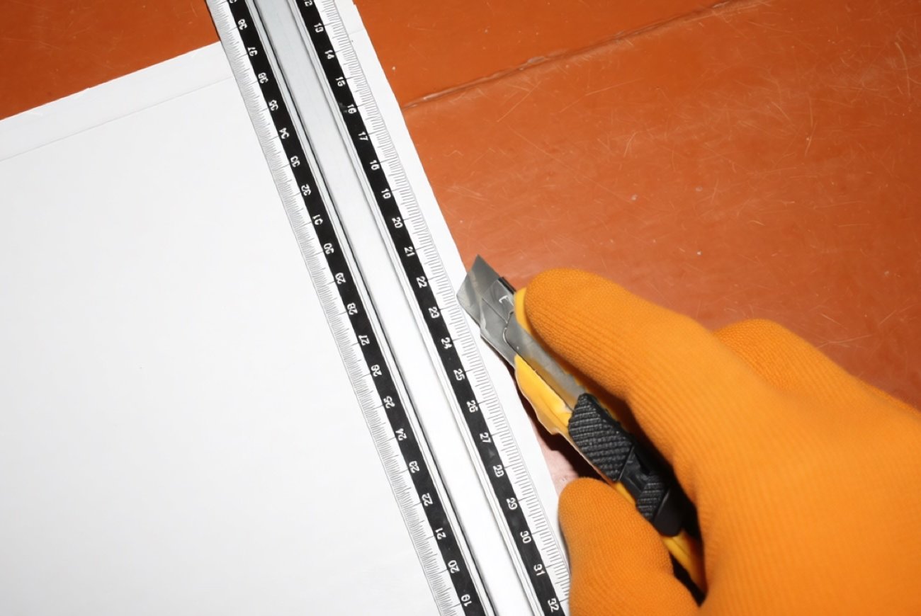 Пластик режется как по маслу: быстрые способы без дорогих инструментов