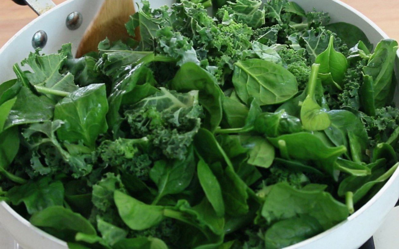 Кости станут крепче без аптечных препаратов: помогут продукты, которые есть в каждом доме