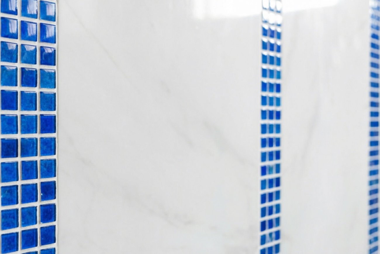 Плитка в ванной заблестит как в магазине: помогут 3 средства, которые есть у каждого