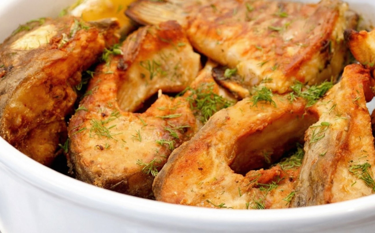 Как добиться хрустящей корочки при жарке рыбы: всем хозяйкам на заметку