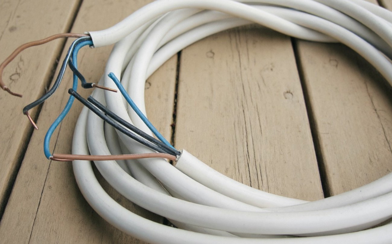 Почему советские электрики выбирали алюминий, а не медь: три причины, о которых мало кто знает