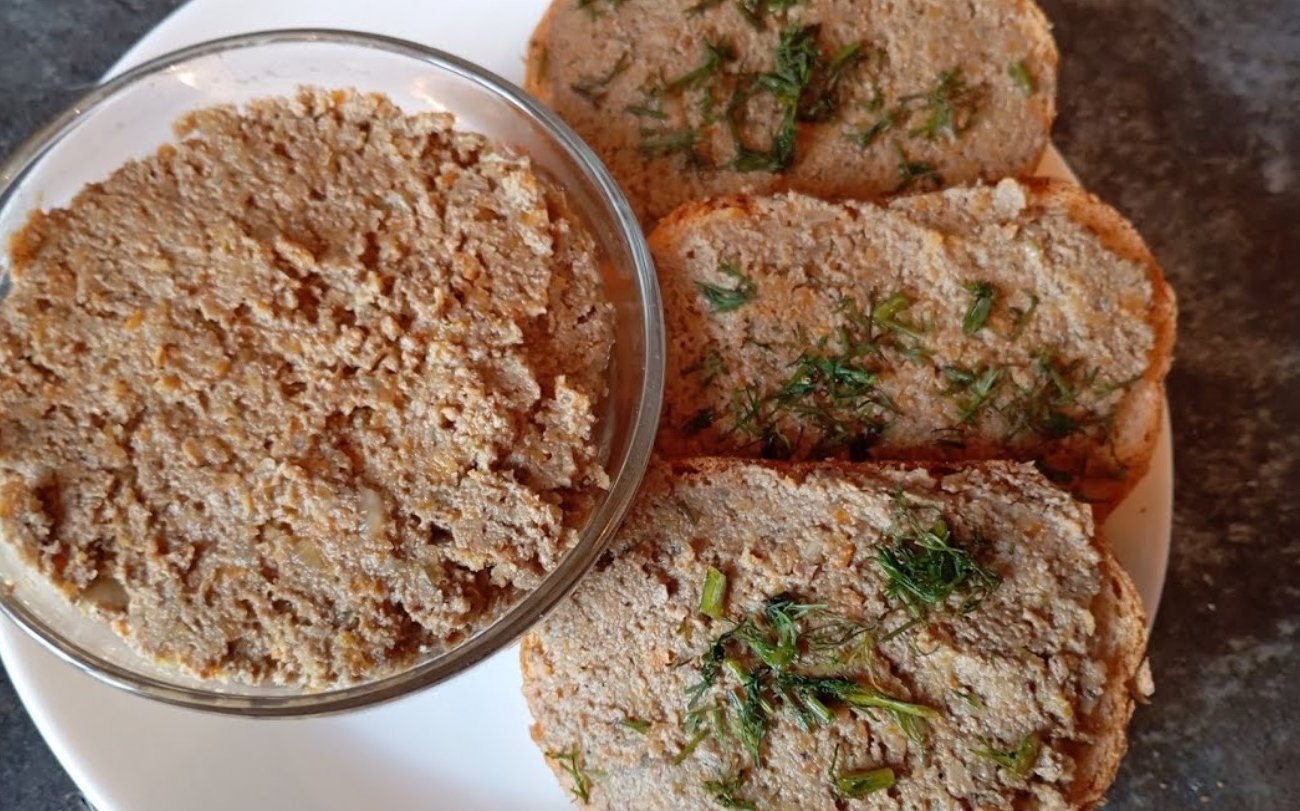 Как приготовить паштет дома за полчаса: простой рецепт сытной закуски, который выручает на завтрак